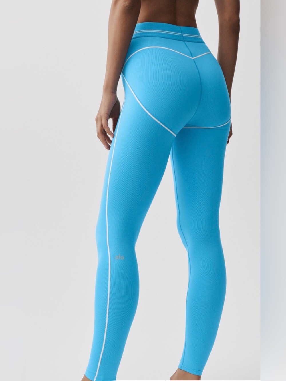 ALO Yoga Airbrush High-Waist Heart Throb Leggings - NWT - Azure Blue/ White